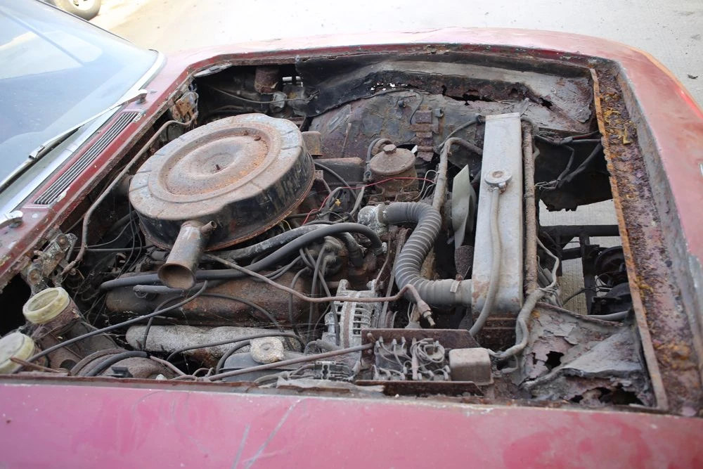 1966 Jensen Interceptor - Image 15 of 19