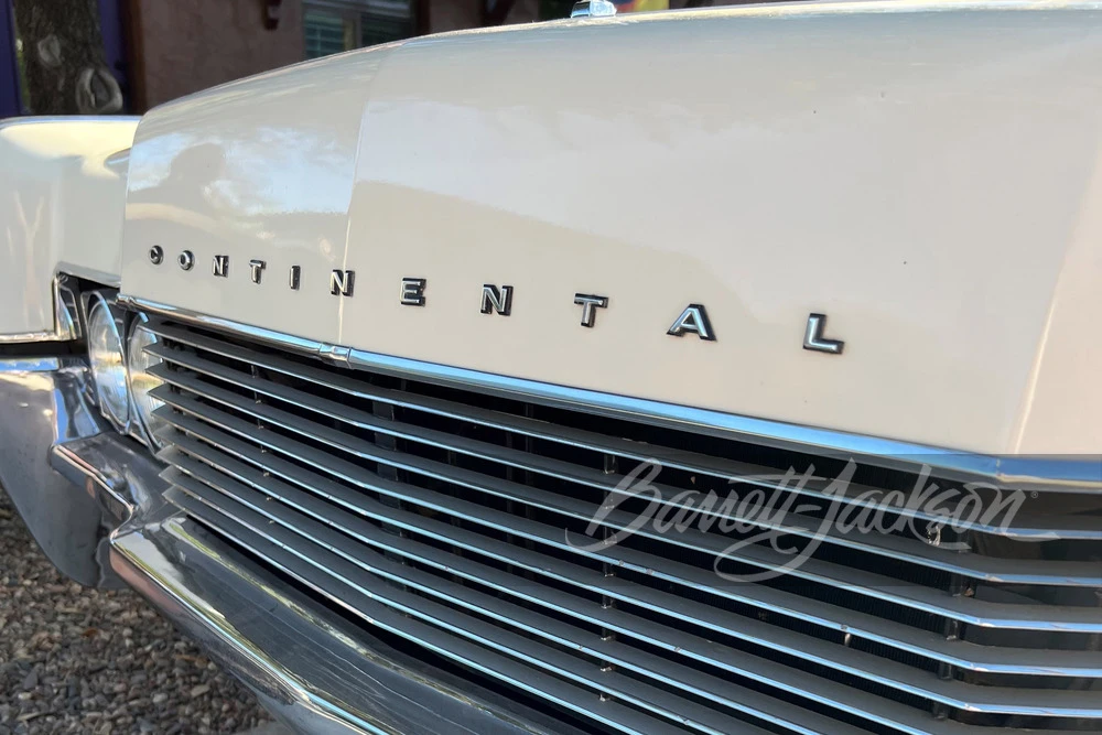 1966 Lincoln Continental 4th Gen - Image 8 of 13