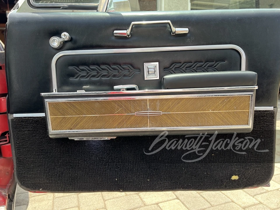 1966 Lincoln Continental 4th Gen - Image 25 of 31