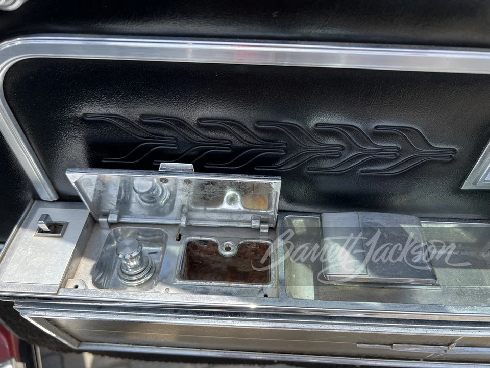 1966 Lincoln Continental 4th Gen - Image 28 of 31