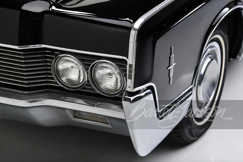 1966 Lincoln Continental 4th Gen - Image 4 of 31