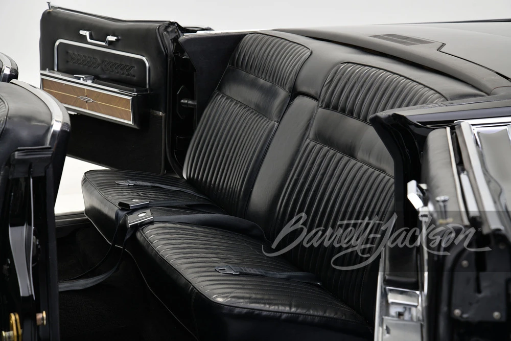 1966 Lincoln Continental 4th Gen - Image 12 of 31