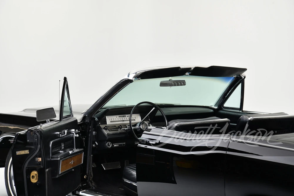 1966 Lincoln Continental 4th Gen - Image 13 of 31