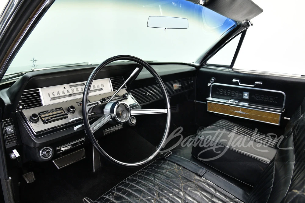 1966 Lincoln Continental 4th Gen - Image 18 of 31