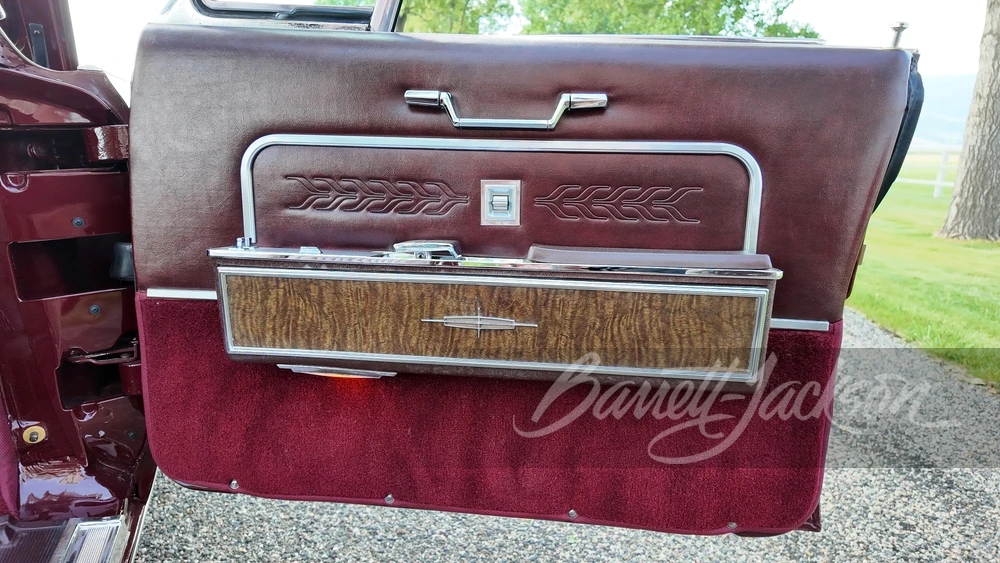 1966 Lincoln Continental 4th Gen - Image 24 of 31