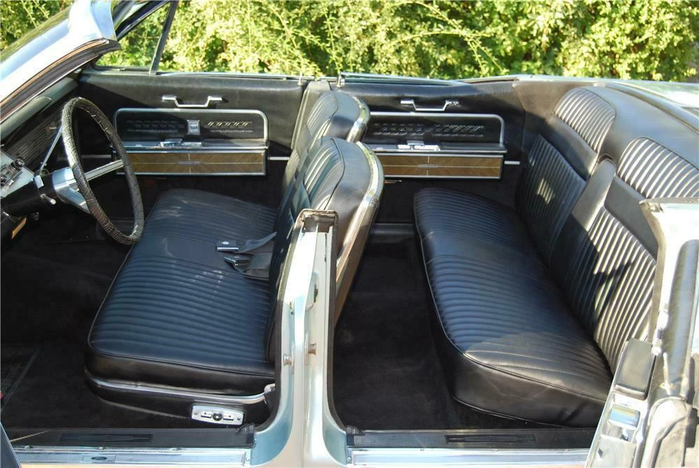 1966 Lincoln Continental 4th Gen - Image 4 of 5