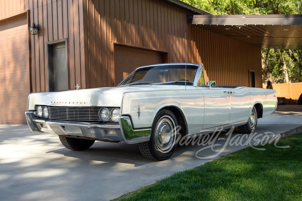 1966 Lincoln Continental 4th Gen - Image 5 of 18