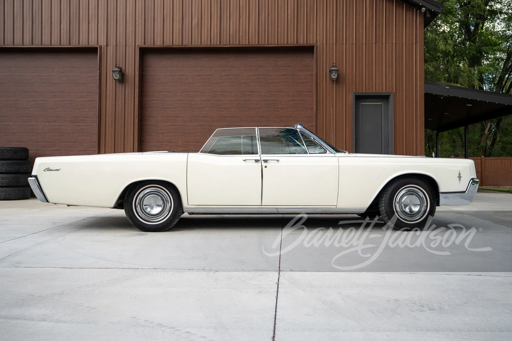 1966 Lincoln Continental 4th Gen - Image 18 of 18