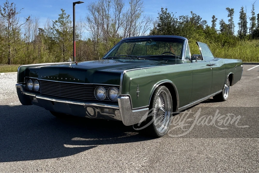 1966 Lincoln Continental 4th Gen - Image 8 of 13