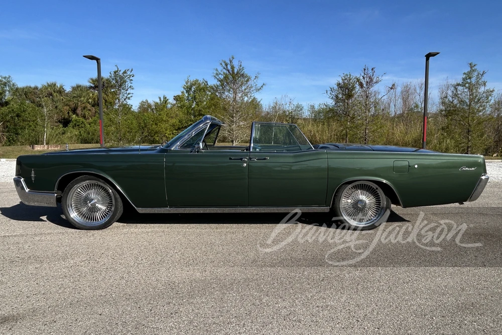 1966 Lincoln Continental 4th Gen - Image 10 of 13