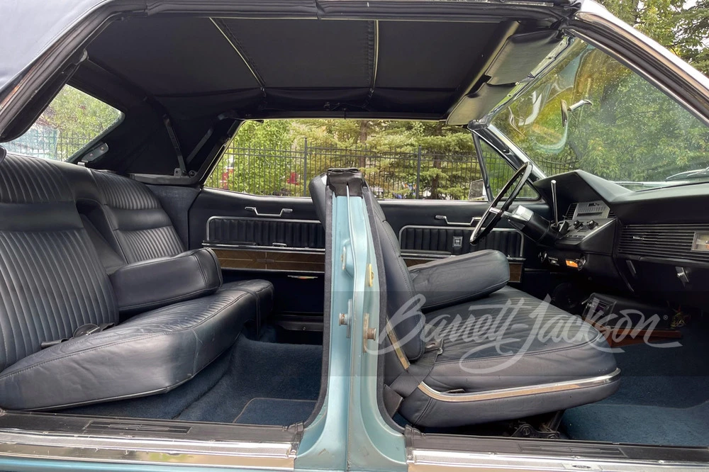 1966 Lincoln Continental 4th Gen - Image 15 of 19