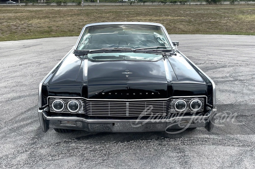1966 Lincoln Continental 4th Gen - Image 8 of 11