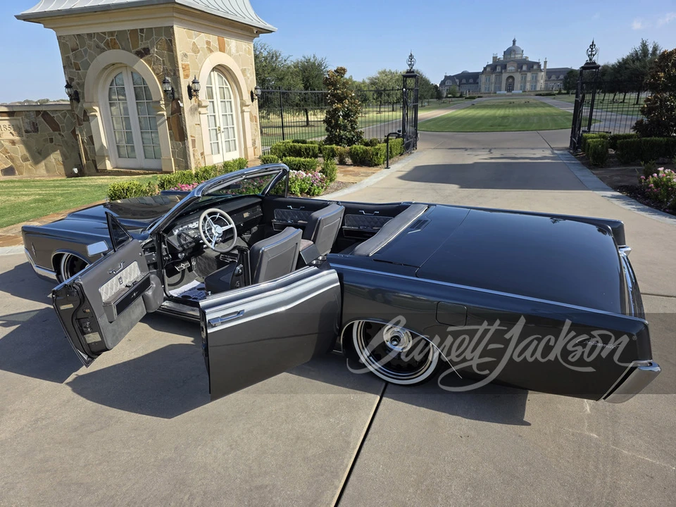 1966 Lincoln Continental 4th Gen - Image 10 of 21