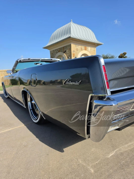 1966 Lincoln Continental 4th Gen - Image 9 of 21