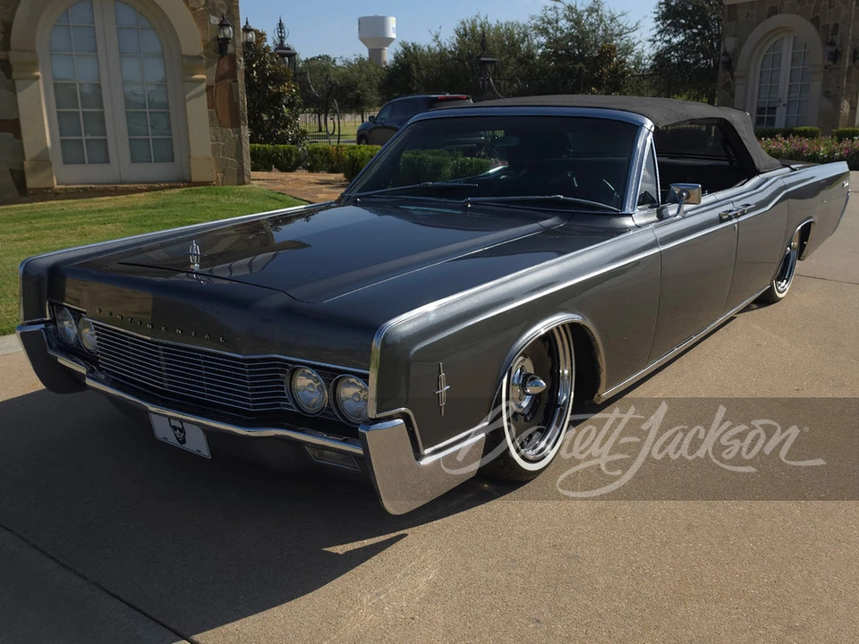 1966 Lincoln Continental 4th Gen - Image 2 of 21