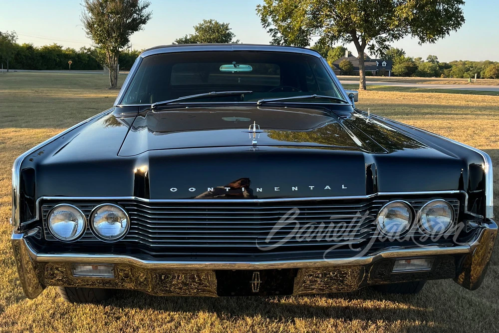 1966 Lincoln Continental 4th Gen - Image 7 of 11