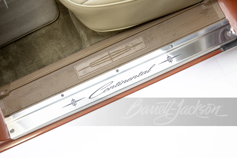 1966 Lincoln Continental 4th Gen - Image 20 of 31