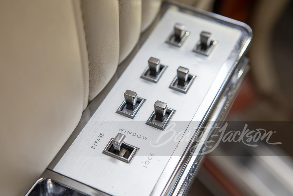 1966 Lincoln Continental 4th Gen - Image 9 of 31