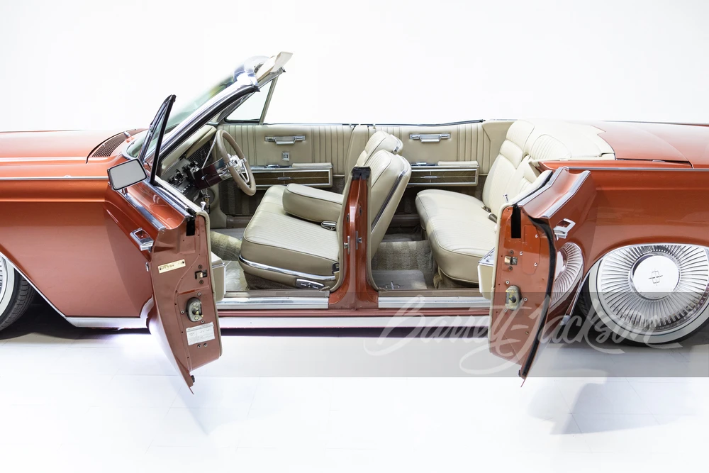 1966 Lincoln Continental 4th Gen - Image 15 of 31