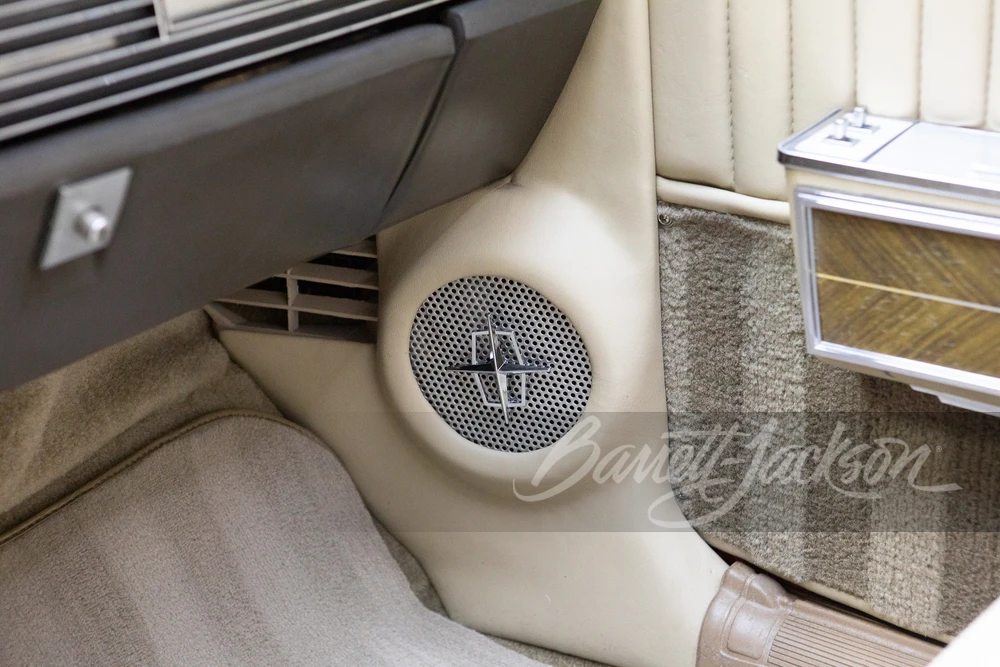 1966 Lincoln Continental 4th Gen - Image 17 of 31
