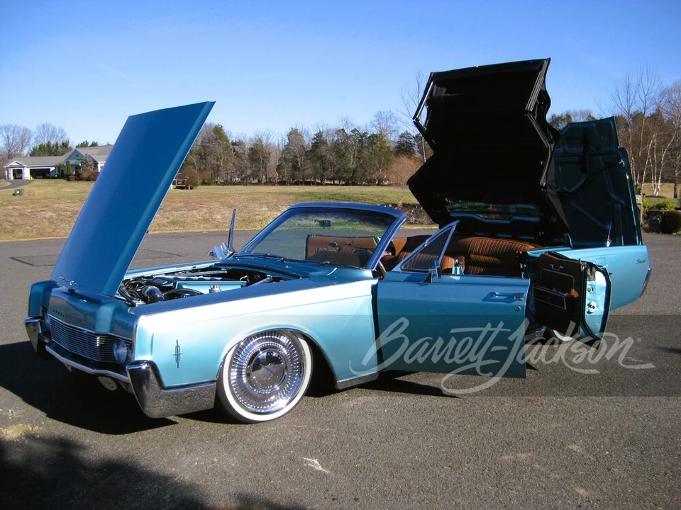 1966 Lincoln Continental 4th Gen - Image 9 of 21