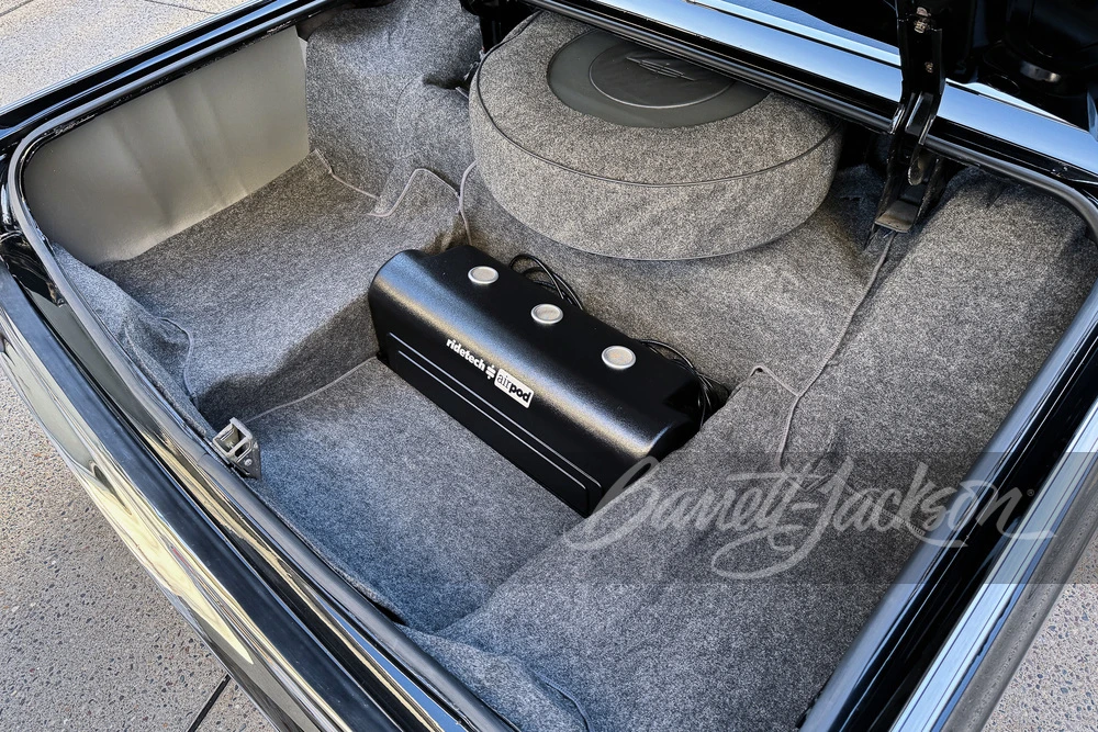 1966 Lincoln Continental 4th Gen - Image 10 of 31