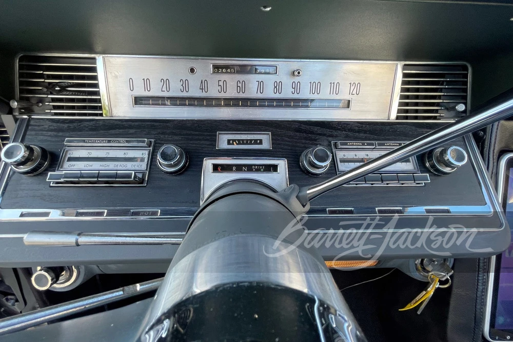 1966 Lincoln Continental 4th Gen - Image 13 of 17