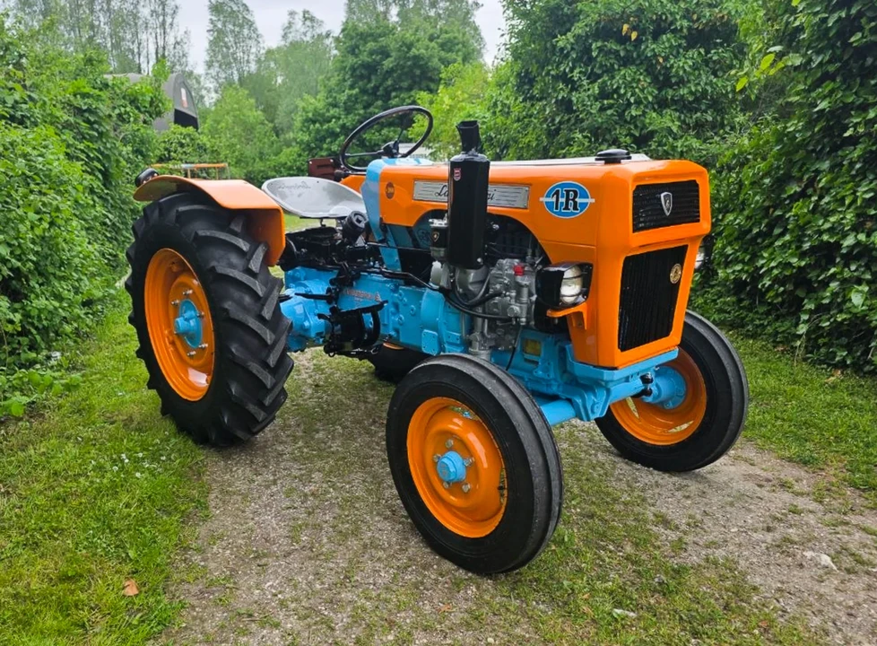 1966 Lamborghini Tractors - Image 2 of 31