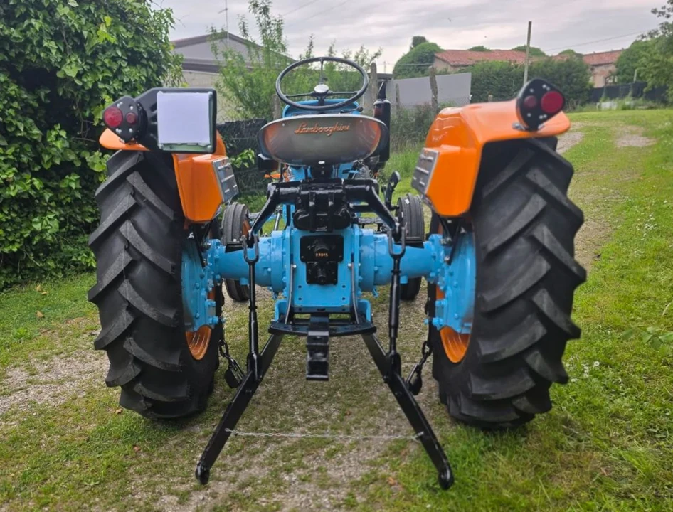 1966 Lamborghini Tractors - Image 18 of 31