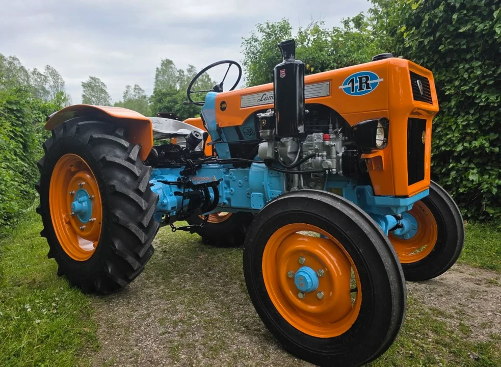 1966 Lamborghini Tractors - Image 23 of 31