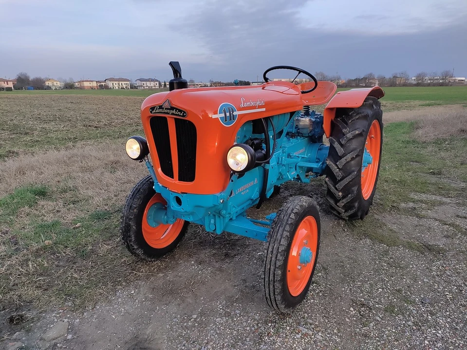 1966 Lamborghini Tractors - Image 17 of 30