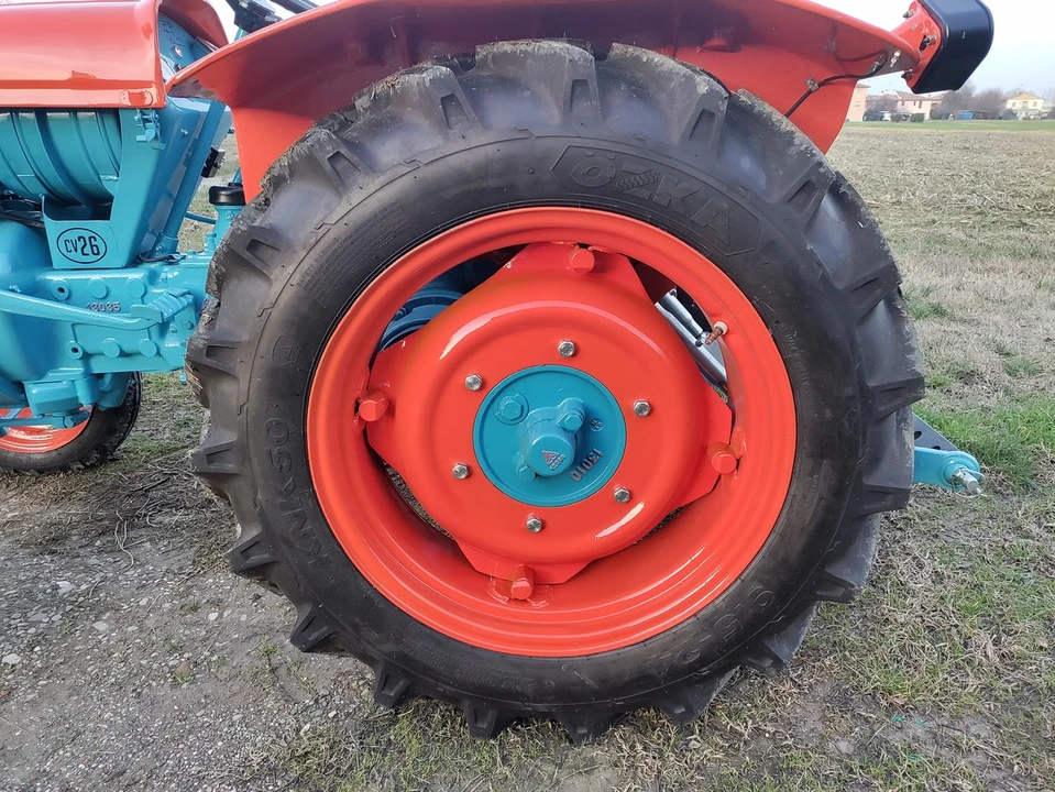 1966 Lamborghini Tractors - Image 28 of 30