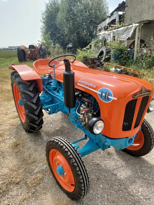 1966 Lamborghini Tractors - Image 7 of 30