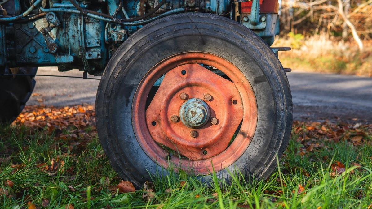 1966 Lamborghini Tractors - Image 23 of 30