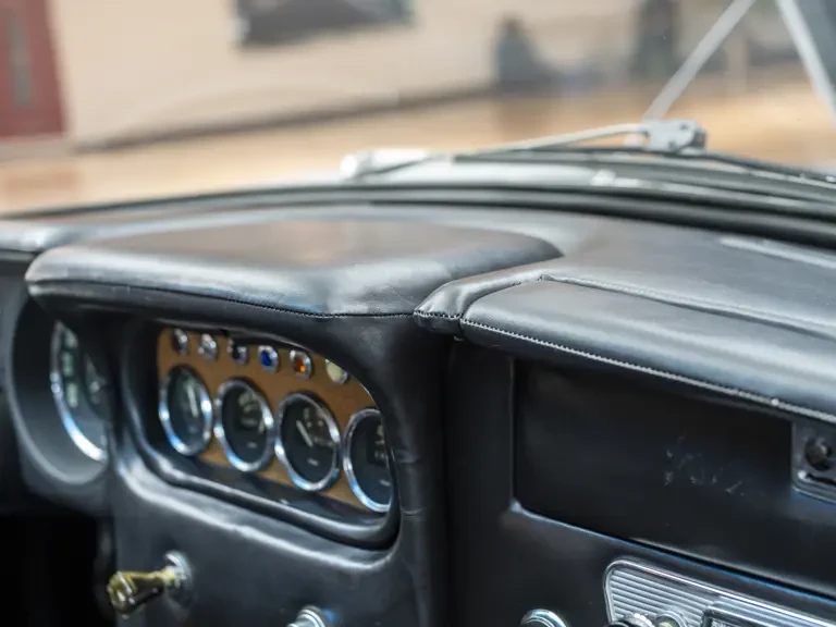 1966 Lamborghini 400 GT - Image 28 of 31