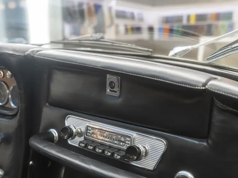 1966 Lamborghini 400 GT - Image 30 of 31