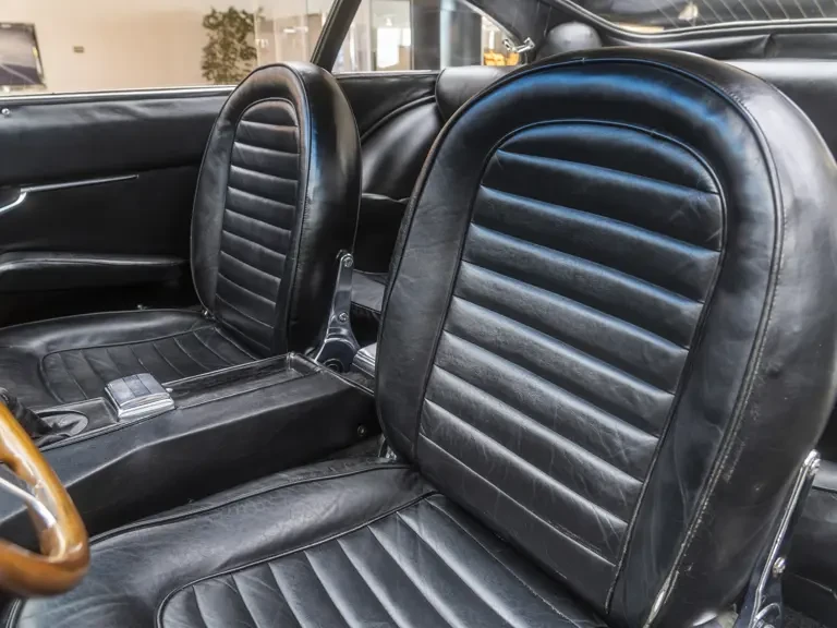 1966 Lamborghini 400 GT - Image 26 of 31