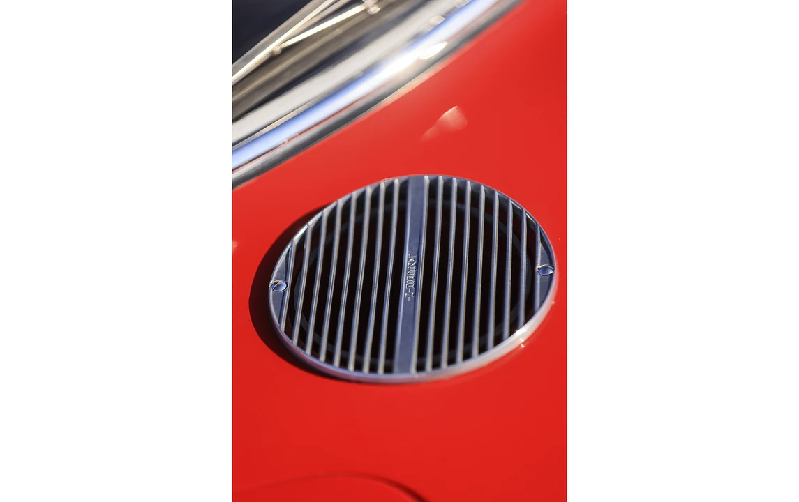 1966 Lamborghini 400 GT - Image 15 of 17