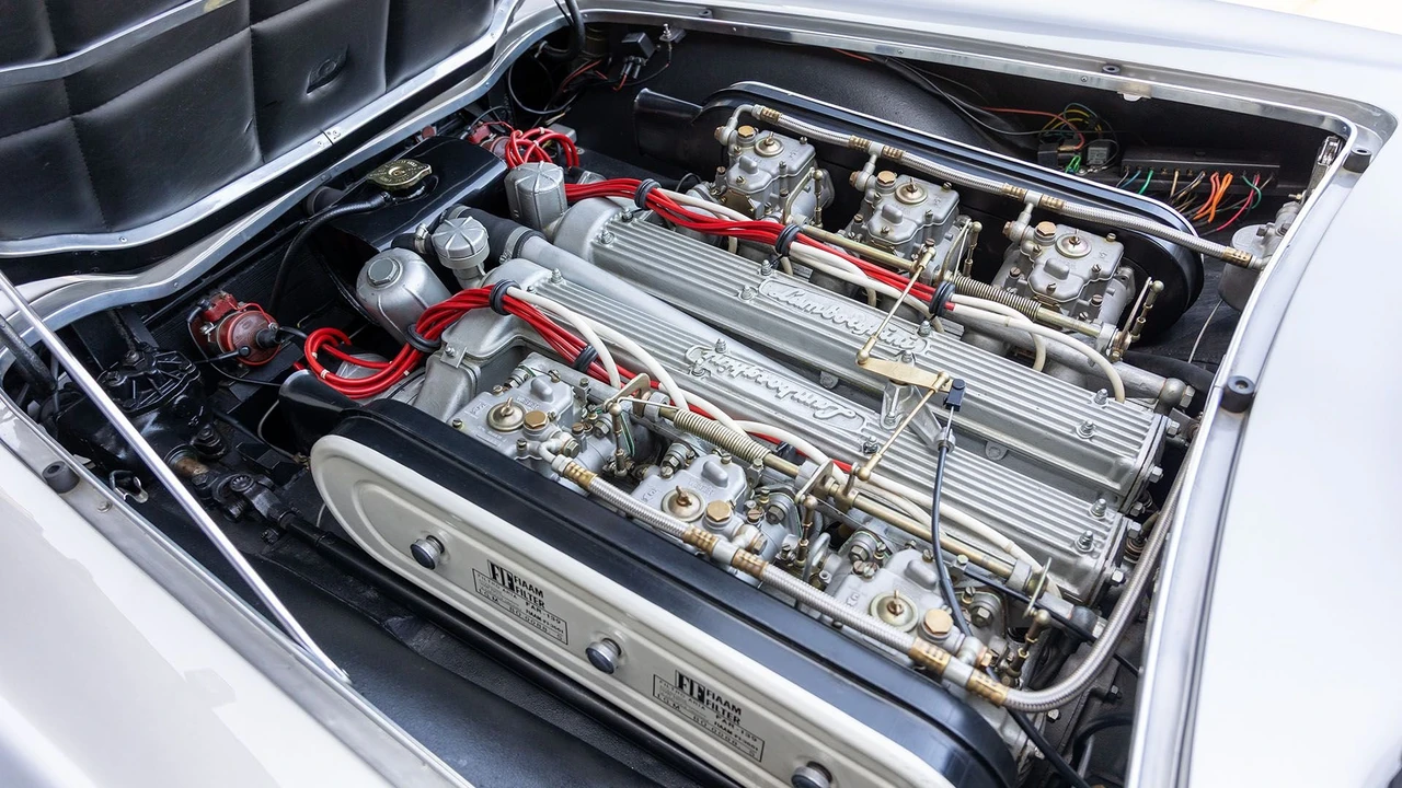 1966 Lamborghini 400 GT - Image 9 of 31