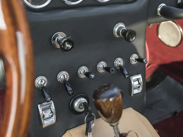 1966 Lamborghini 400 GT - Image 29 of 31