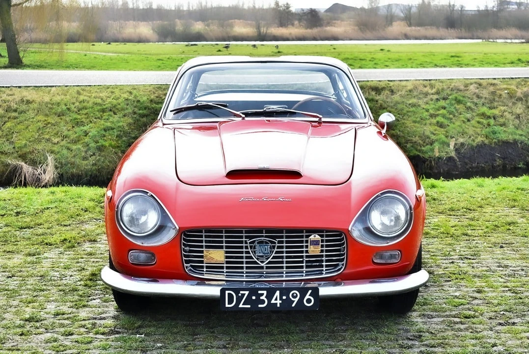 1966 Lancia Flaminia - Image 2 of 31