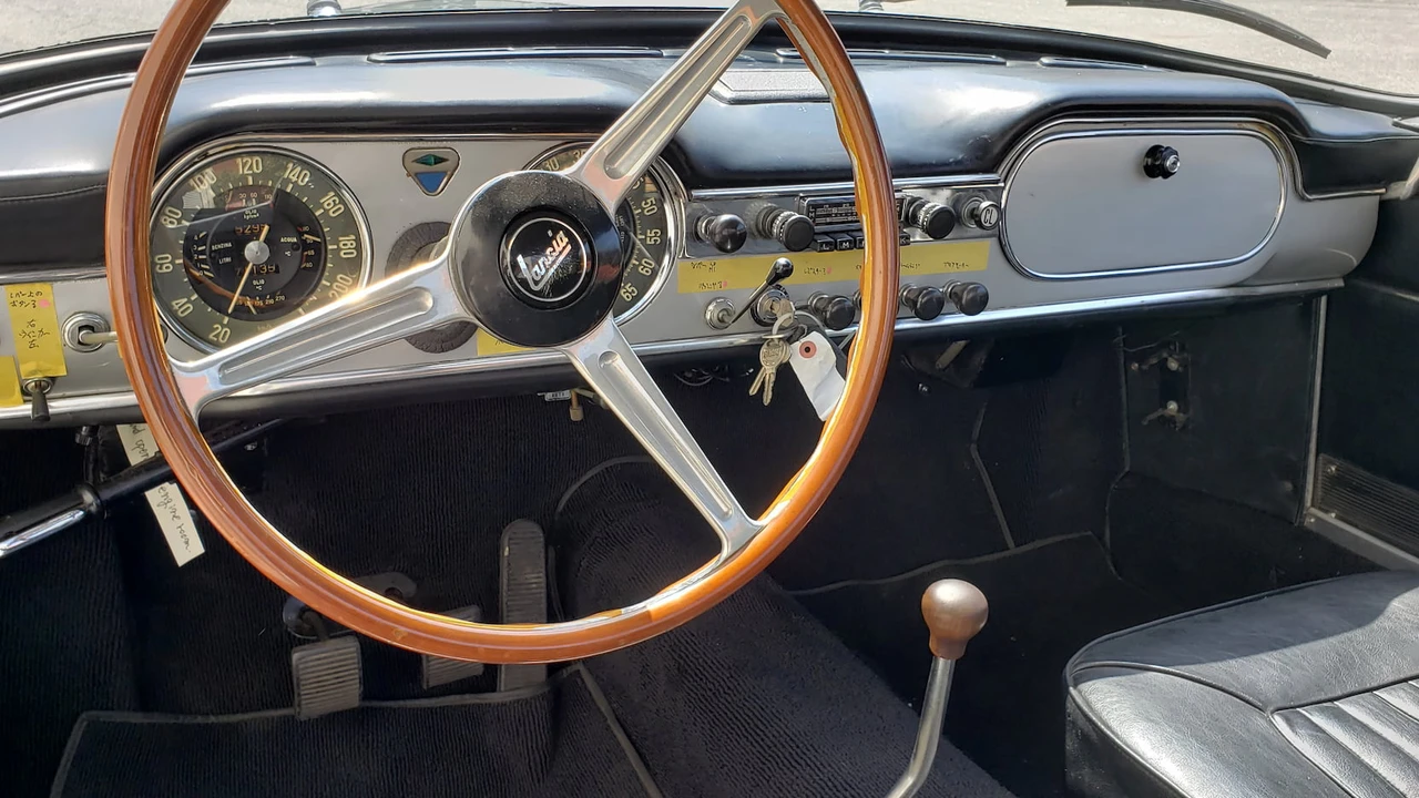 1966 Lancia Flaminia - Image 11 of 25