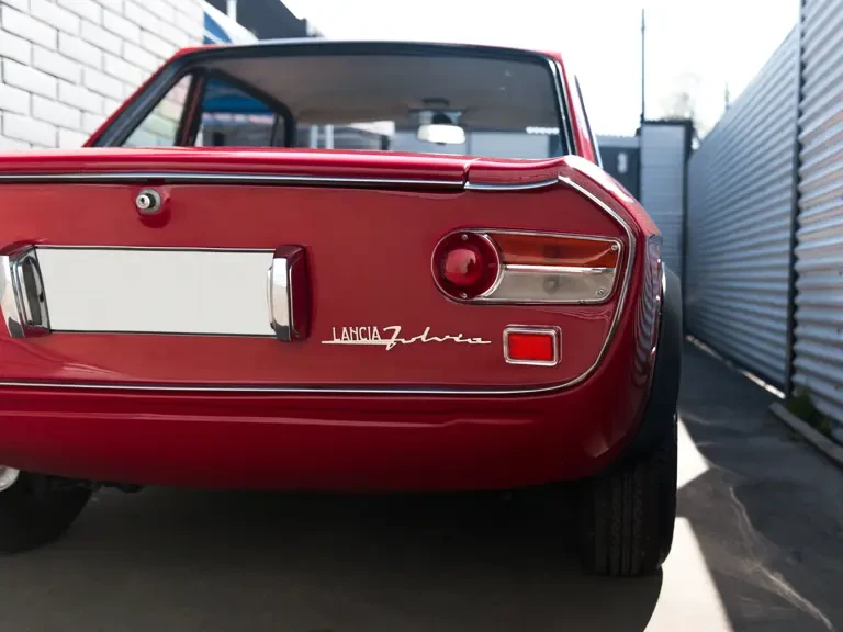 1966 Lancia Fulvia - Image 8 of 29