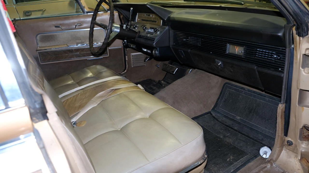 1966 Lincoln Continental 4th Gen - Image 5 of 13