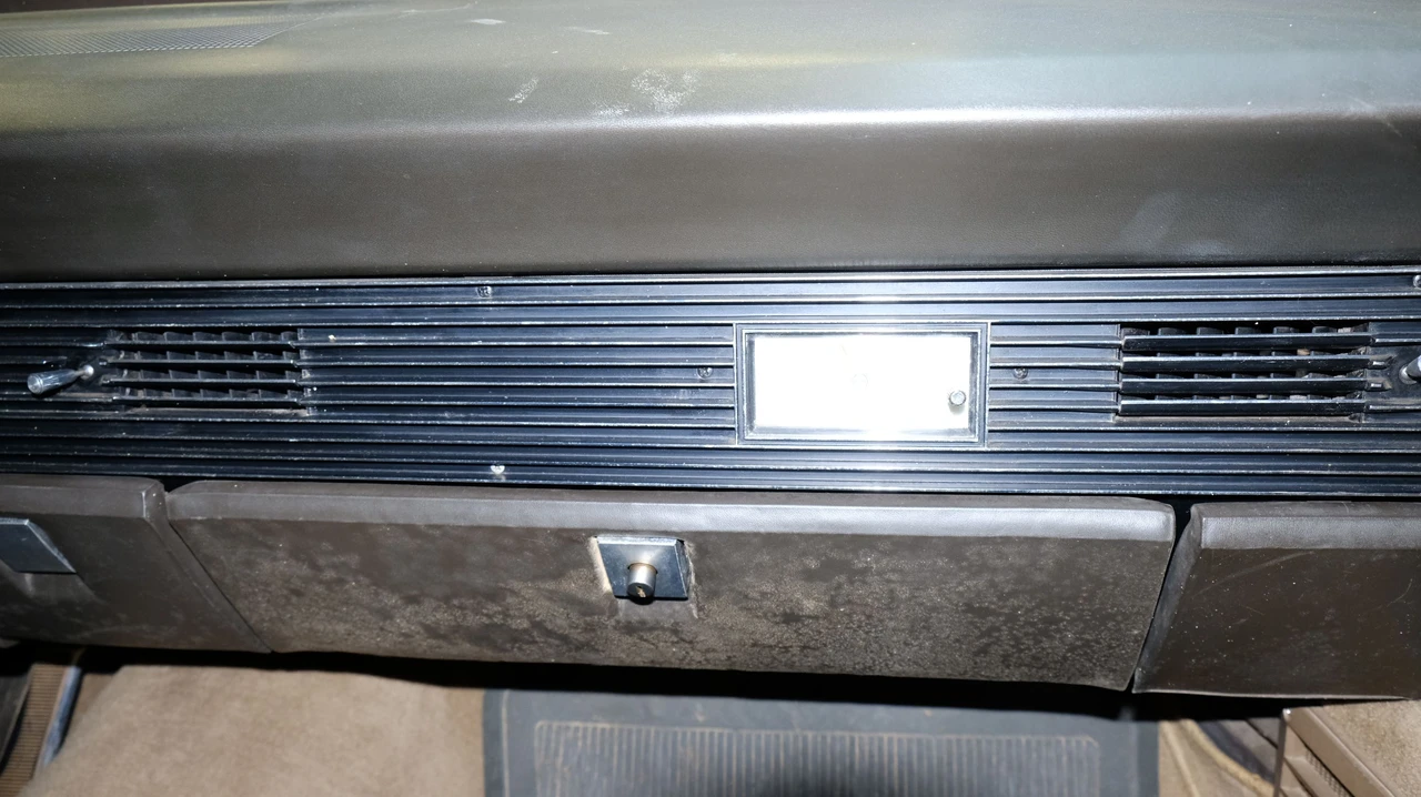 1966 Lincoln Continental 4th Gen - Image 9 of 13