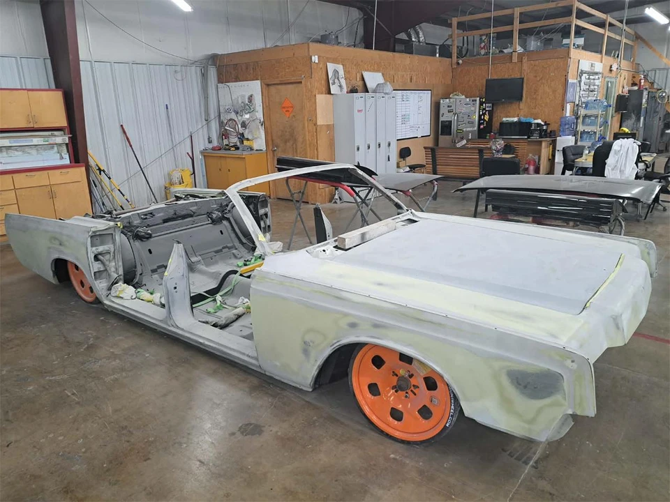 1966 Lincoln Continental 4th Gen - Image 9 of 14