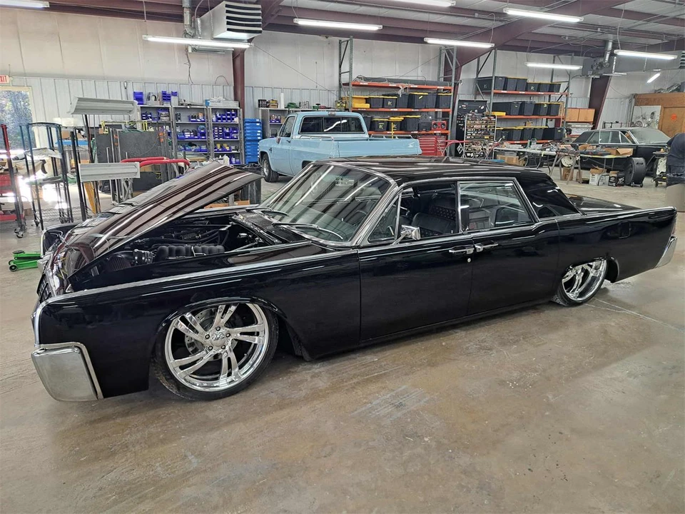 1966 Lincoln Continental 4th Gen - Image 6 of 14