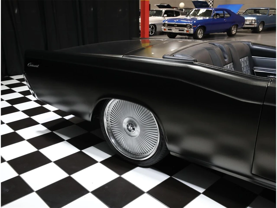 1966 Lincoln Continental 4th Gen - Image 18 of 31