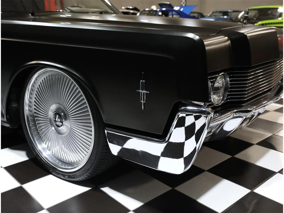 1966 Lincoln Continental 4th Gen - Image 14 of 31