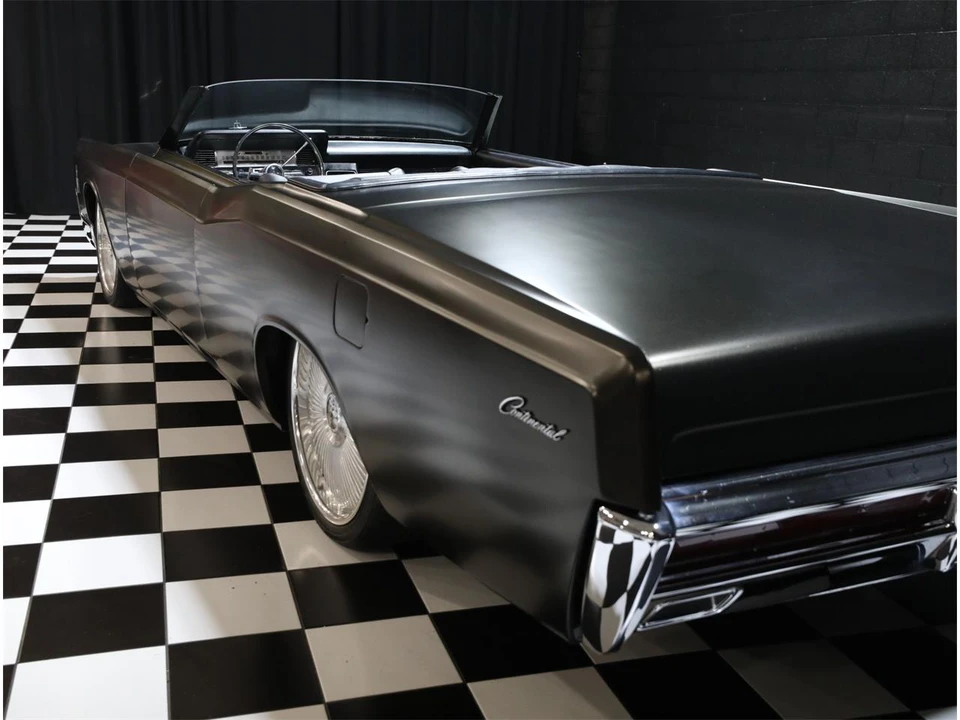 1966 Lincoln Continental 4th Gen - Image 26 of 31